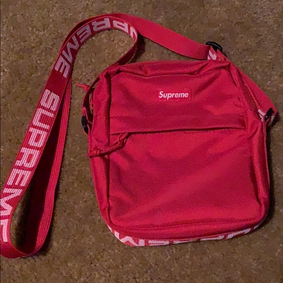 Supreme Handbags - Supreme Crossbody Bag